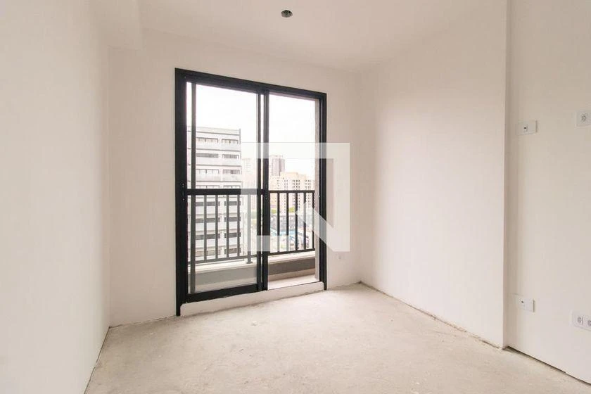 One-bedroom apartment in a building with a gym — photo 20