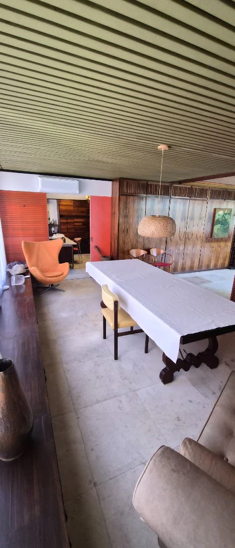 Apartamento com 4 quartos e 300 m², 1 suíte e 4 banheiros — photo 15
