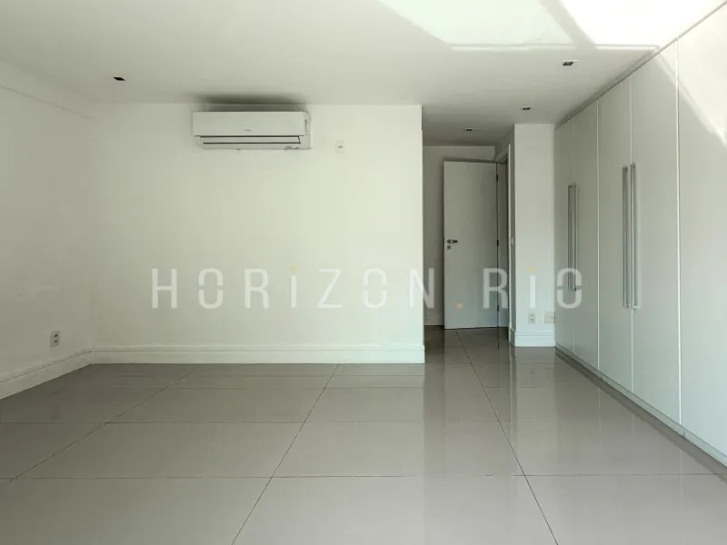 Apartamento, 229 m², com varanda envidraçada — photo 22