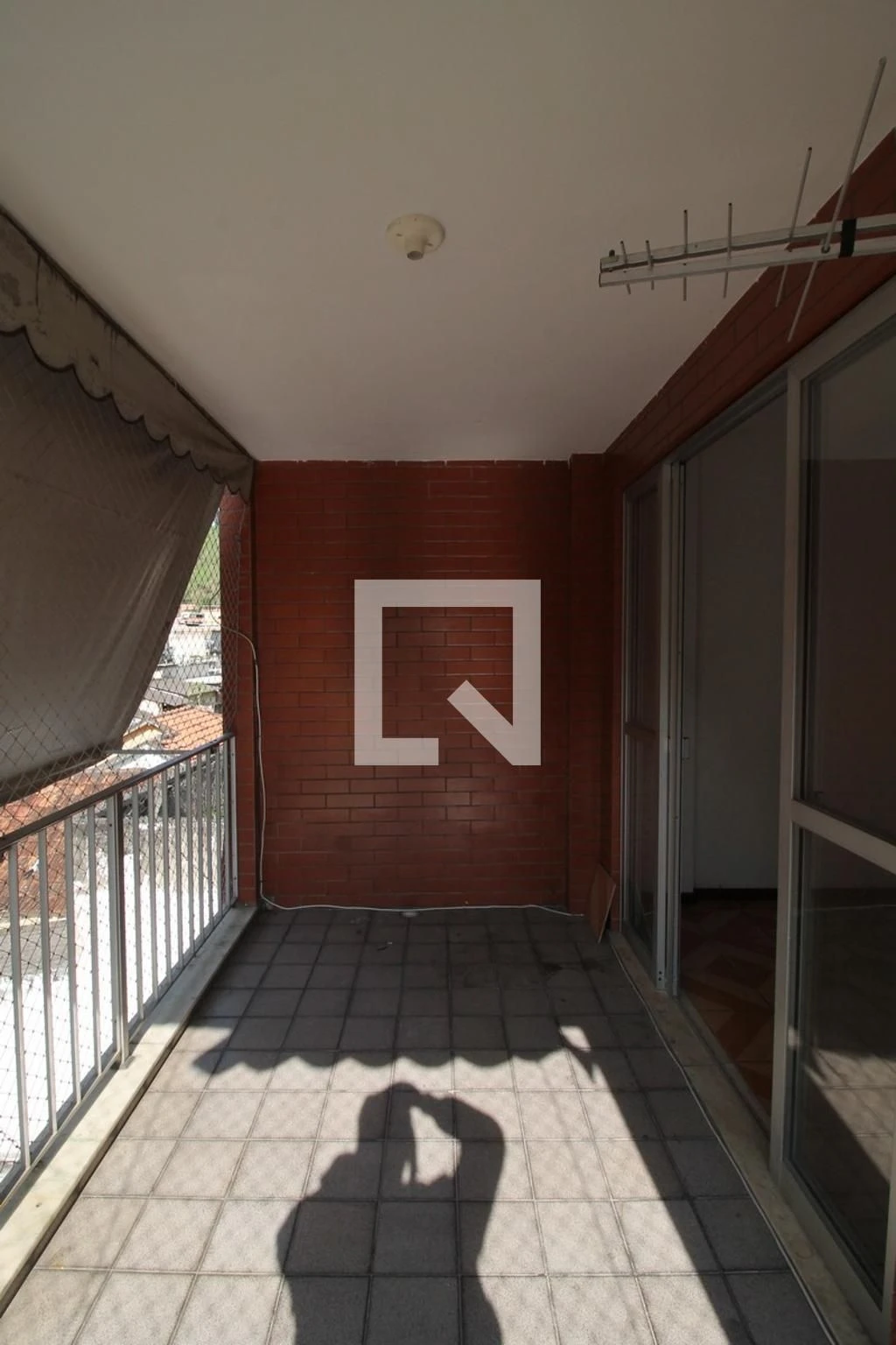 3-bedroom apartment with 95 m² and a balcony — photo 32