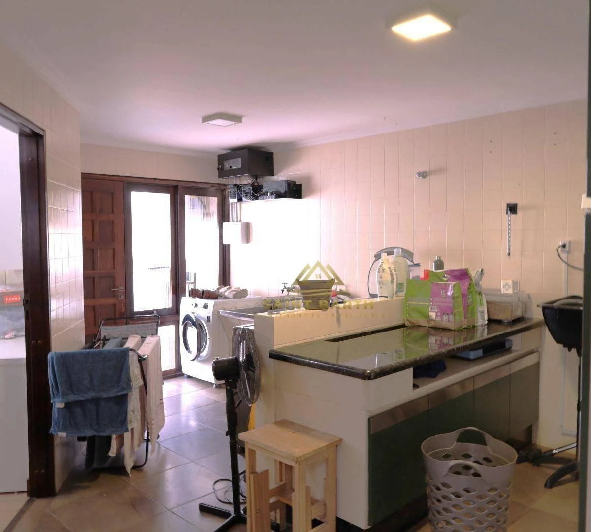 Мебльований будинок з 4 спальнями й кухнею — photo 19