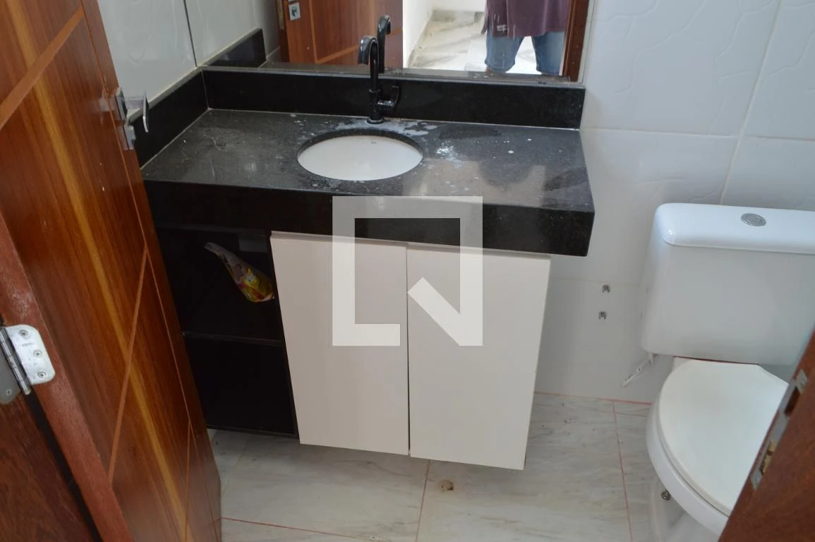 Casa de 3 quartos com janelas do piso ao teto — photo 91