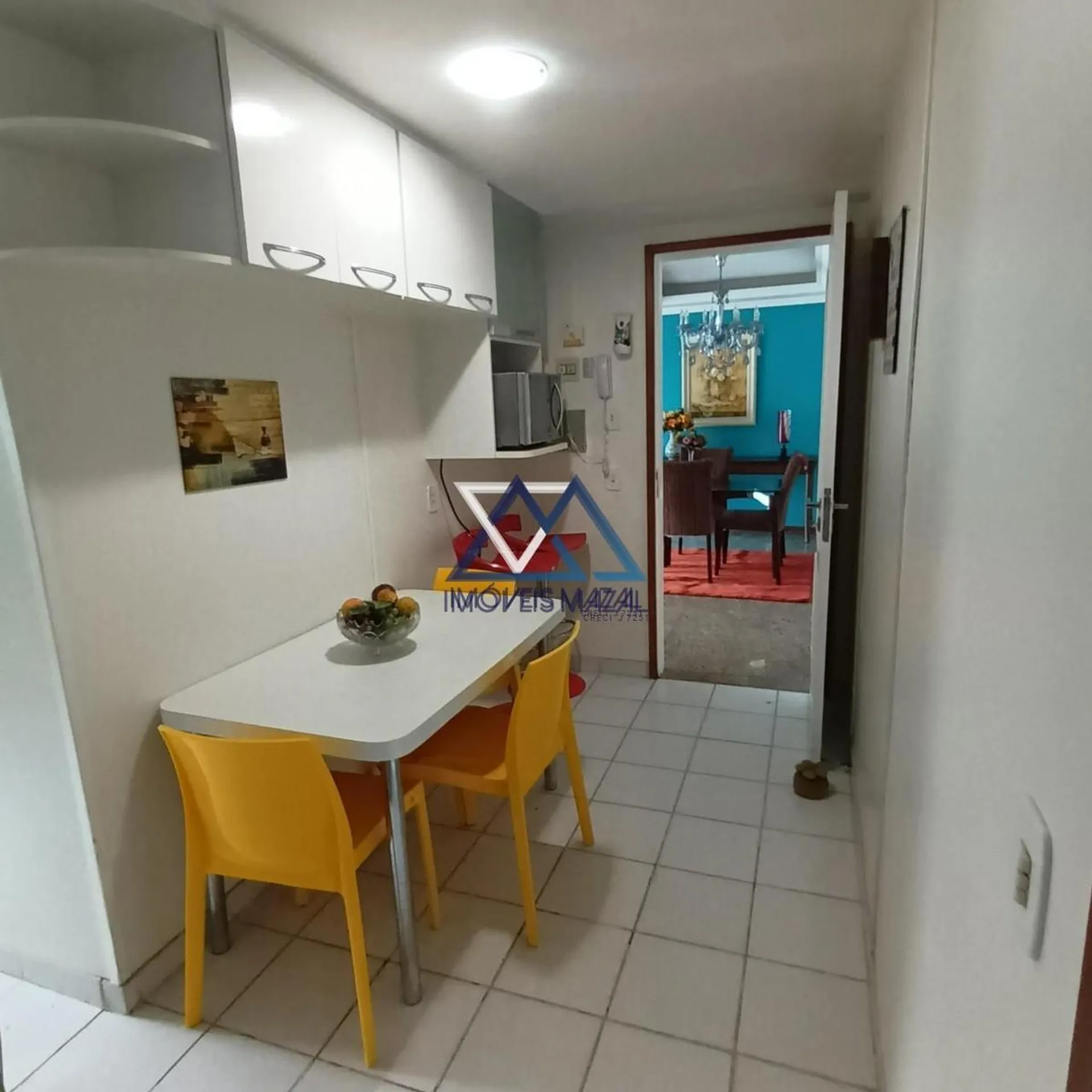 Квартира с 3 спальнями и застеклённым балконом — photo 23