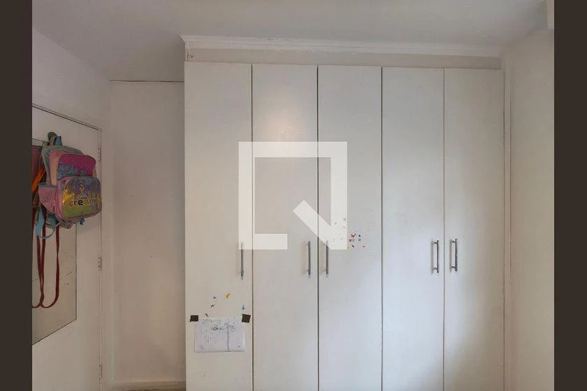 Furnished apartment, 103 m², with a glass-enclosed balcony — photo 18