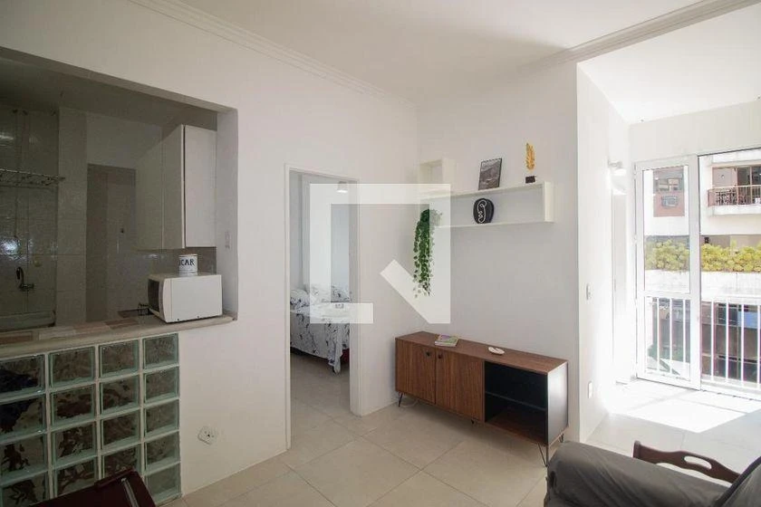1-bedroom apartment with an open electric kitchen — photo 13