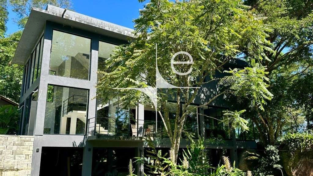 Gated community house with 3 bedrooms and 360 m² — photo 2