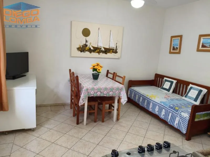 Apartamento amueblado de 1 dormitorio con plaza y cocina a gas — photo 12
