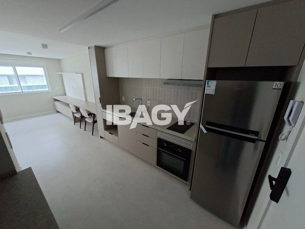 Studio amueblado de 40 m² con cocina integrada — photo 2