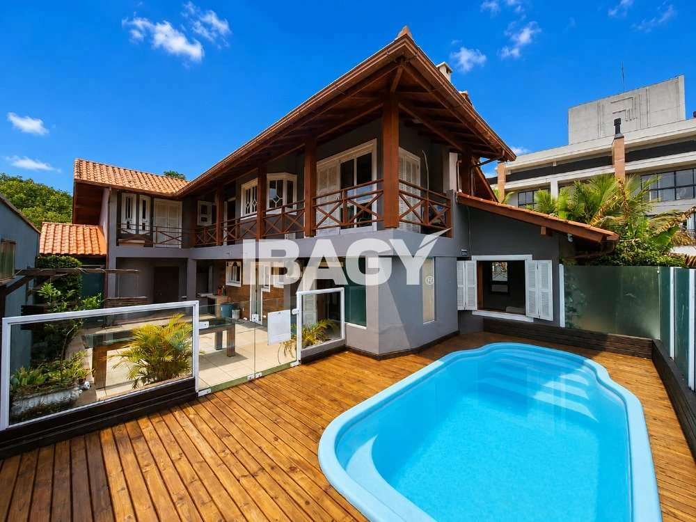 Casa com 3 suítes e 4 vagas, 840 m² de área total — photo 4