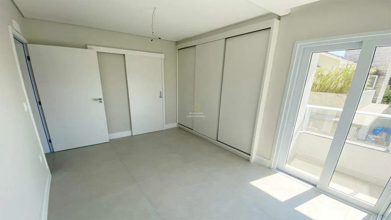 Furnished 1-bedroom apartment with 40 m² and 2 parking spots — photo 17