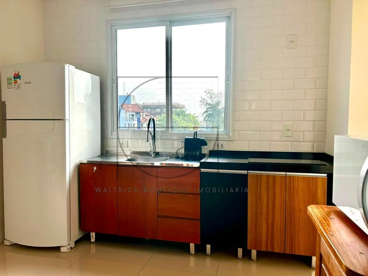 3-bedroom apartment with a mountain view in Florianópolis — photo 2