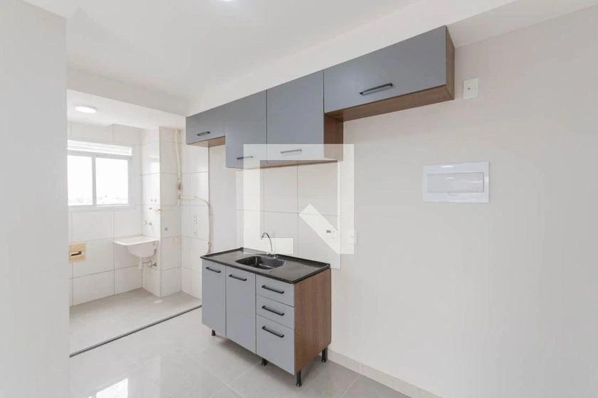 Rental apartment with 2 bedrooms and a balcony