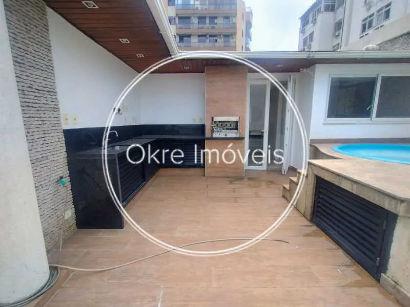 Unfurnished apartment with 2 bedrooms and 3 bathrooms — photo 10