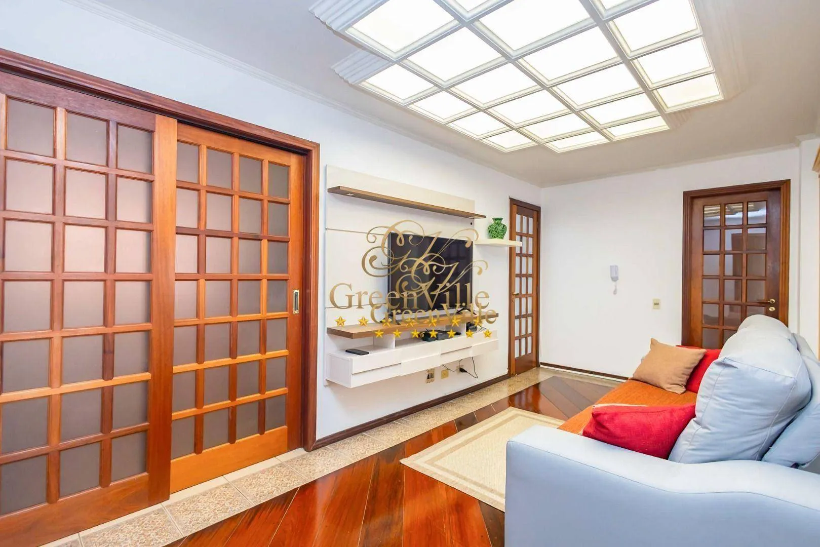 264 m² apartment with 4 bedrooms and 2 suites — photo 14