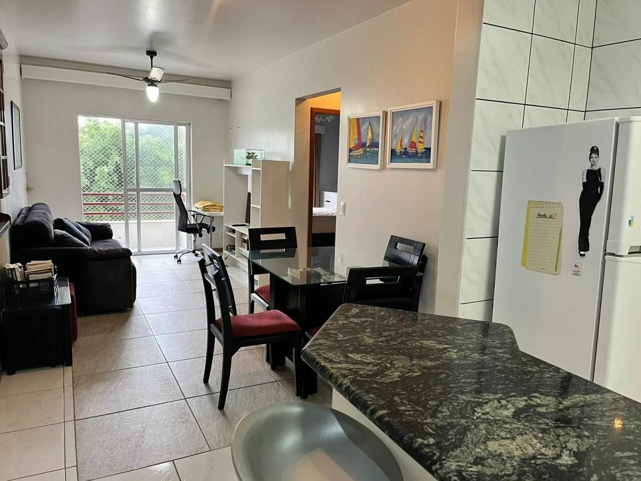 61 m² apartment with a home office and a washing machine — photo 7