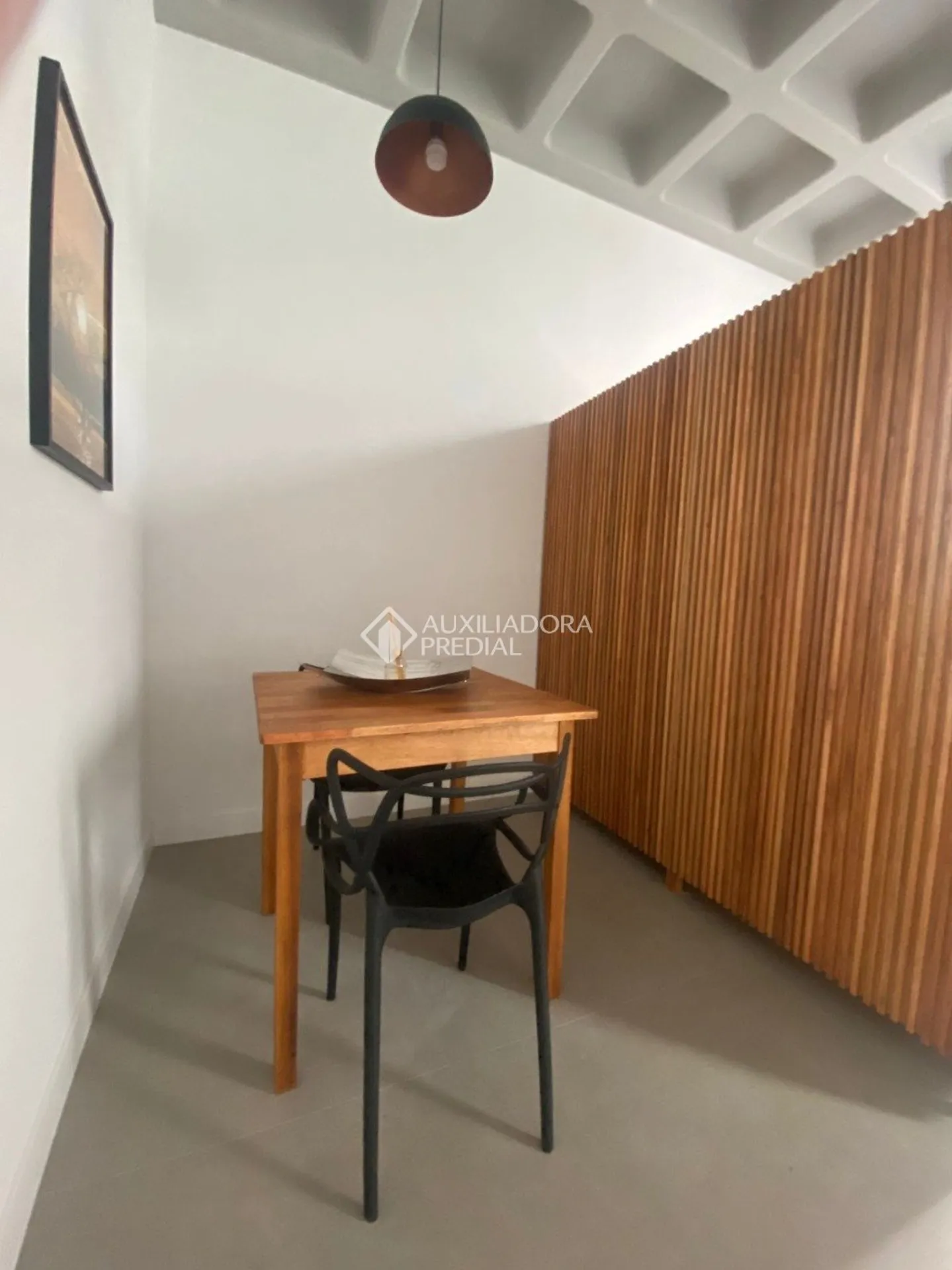 Estudio amueblado con cocina abierta y 61 m² — photo 9