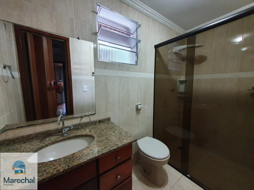 Condo townhouse with 3 bedrooms and a gas open-plan kitchen — photo 14