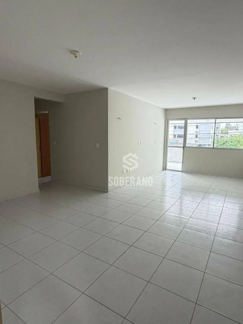 Apartamento não mobiliado 140 m² no 104º andar