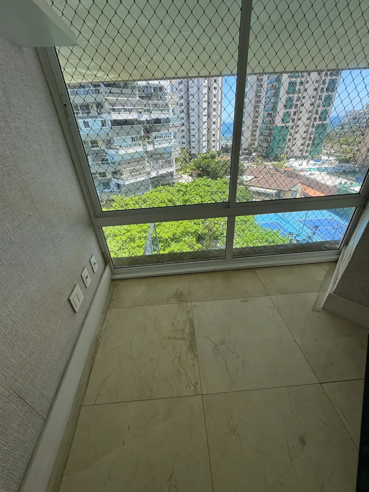 Apartamento de 200 m² com closet e vista para a água — photo 17