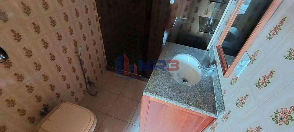 Apartment with 3 bedrooms and 4 bathrooms — photo 25