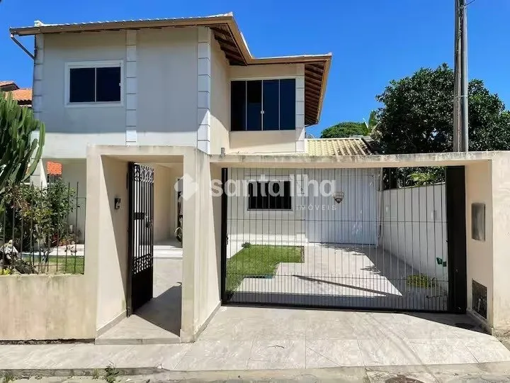 Furnished house with 4 bedrooms and a private balcony — photo 34