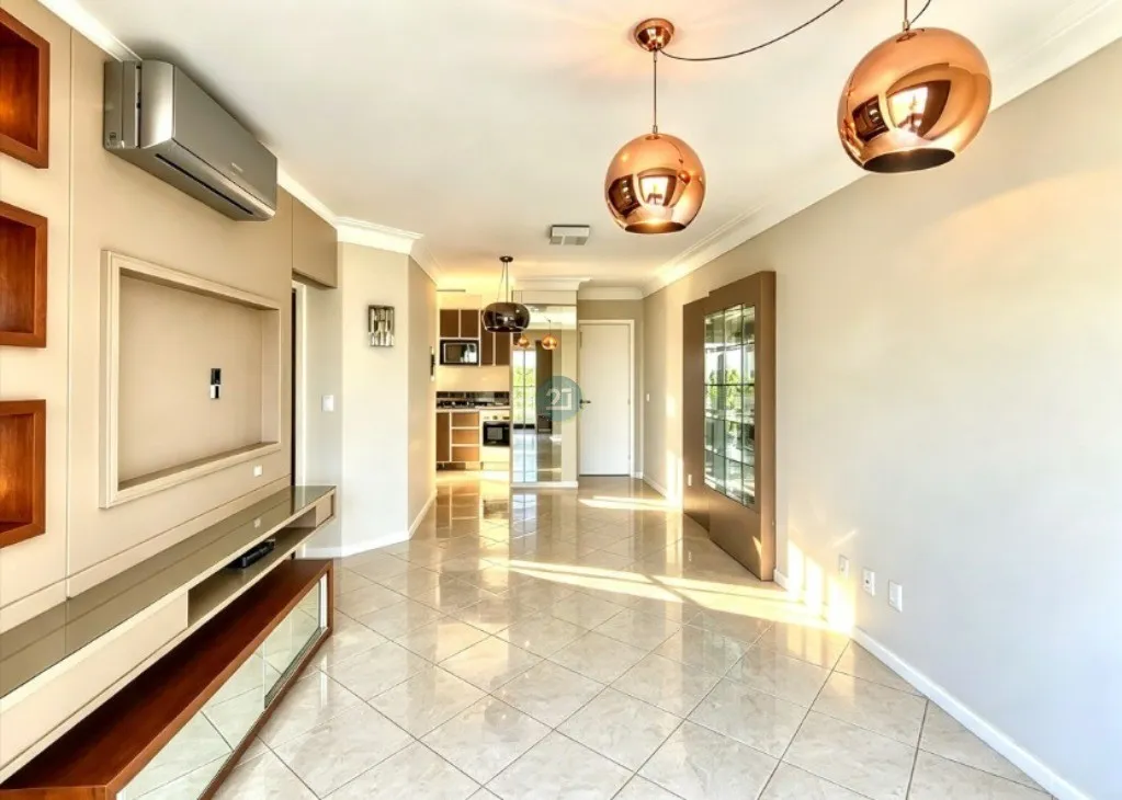 3-bedroom apartment with a grill on the balcony — photo 4