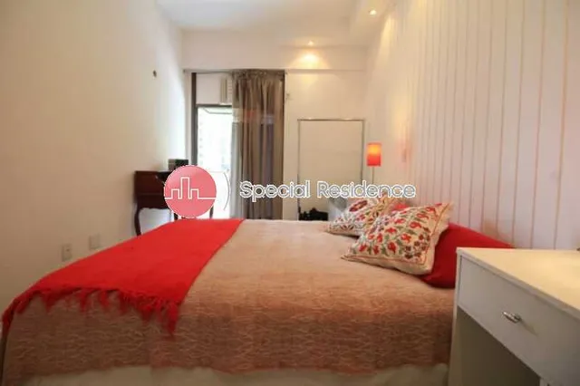 Apartamento mobiliado com 2 quartos e varanda de vidro — photo 13