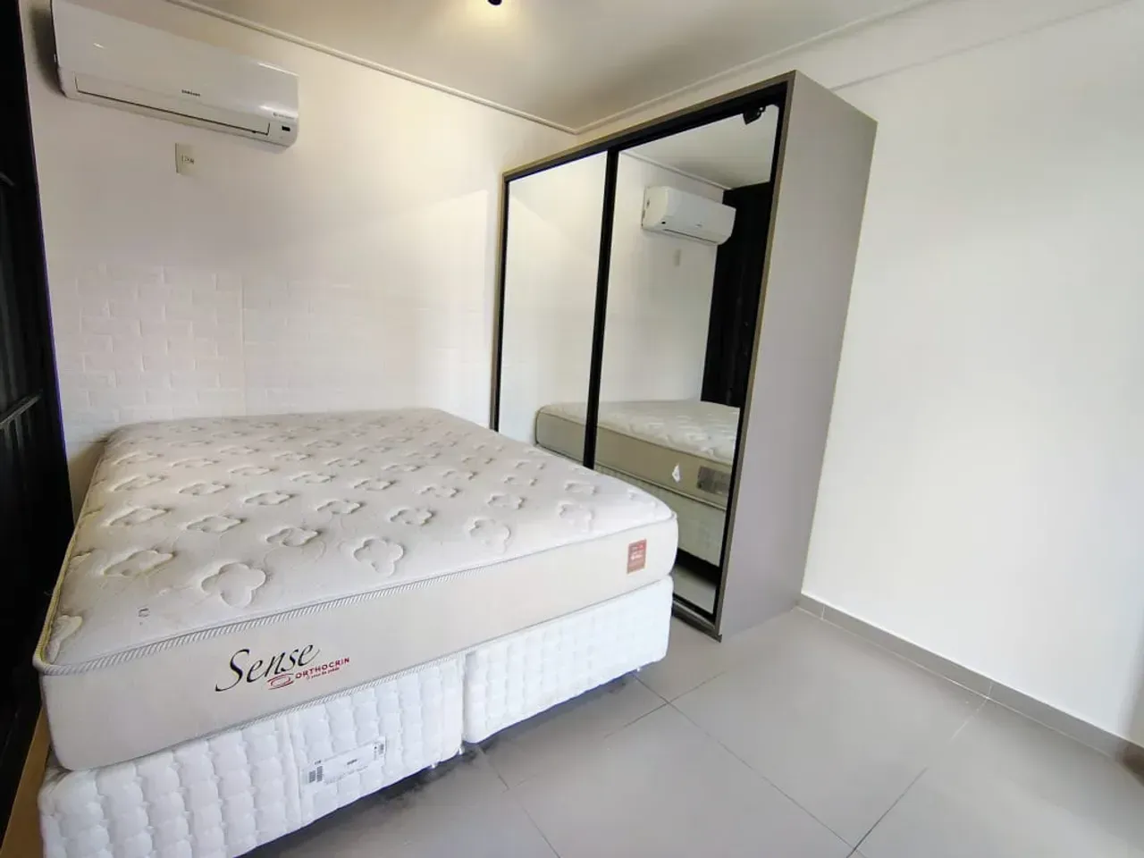 One-bedroom apartment with a private BBQ — photo 11
