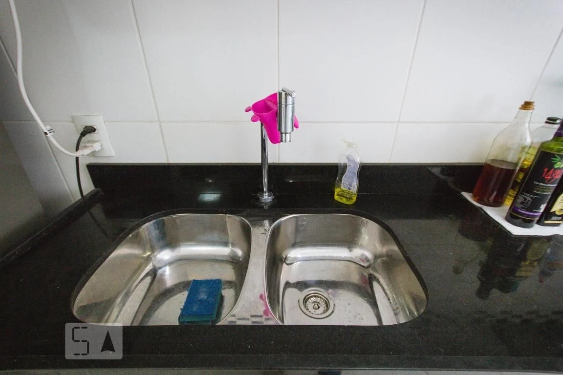 Furnished 1-bedroom apartment with 1 bathroom and 1 parking — photo 6
