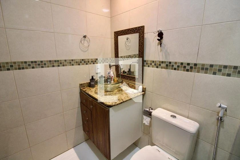 Casa para aluguel com 4 quartos e 340 m² — photo 50