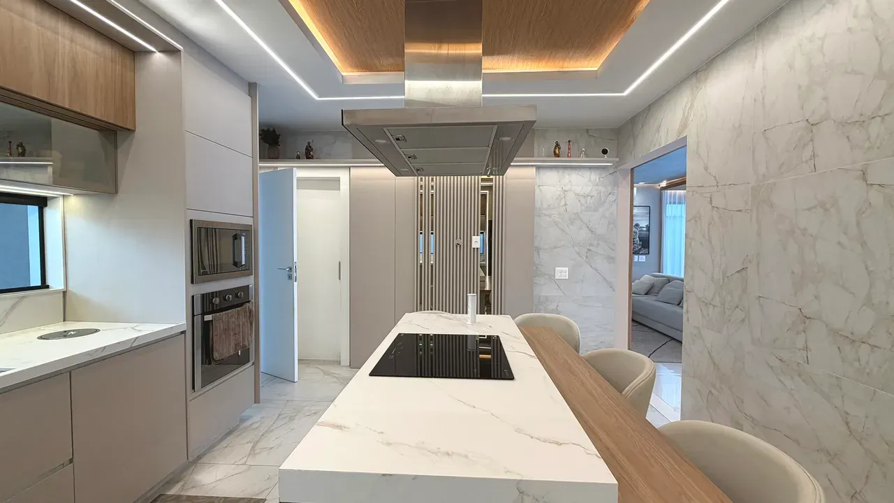 Furnished house with 4 bedrooms and 5 bathrooms — photo 15