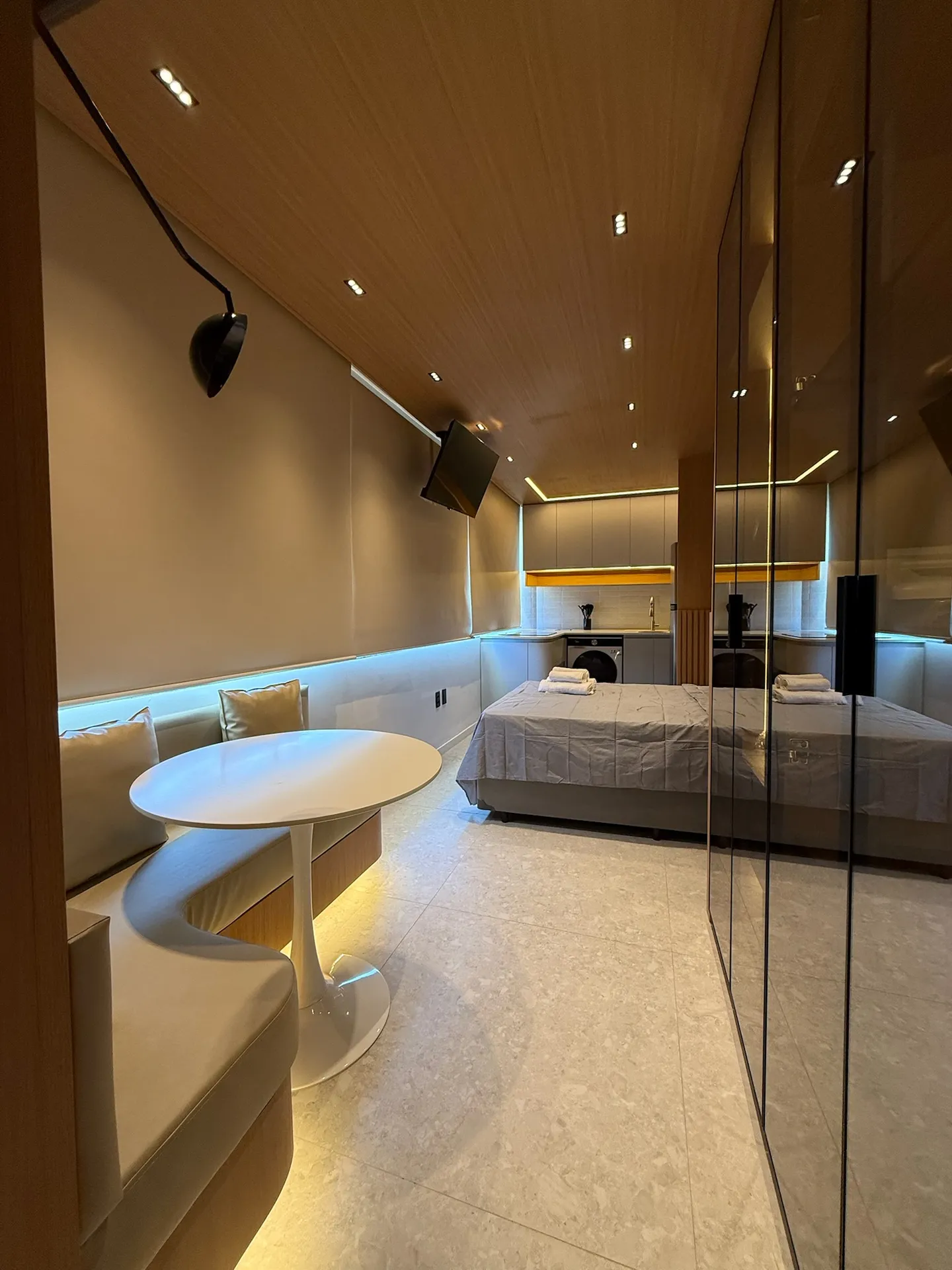 Studio with 1 bedroom, 1 bathroom and parking — photo 10