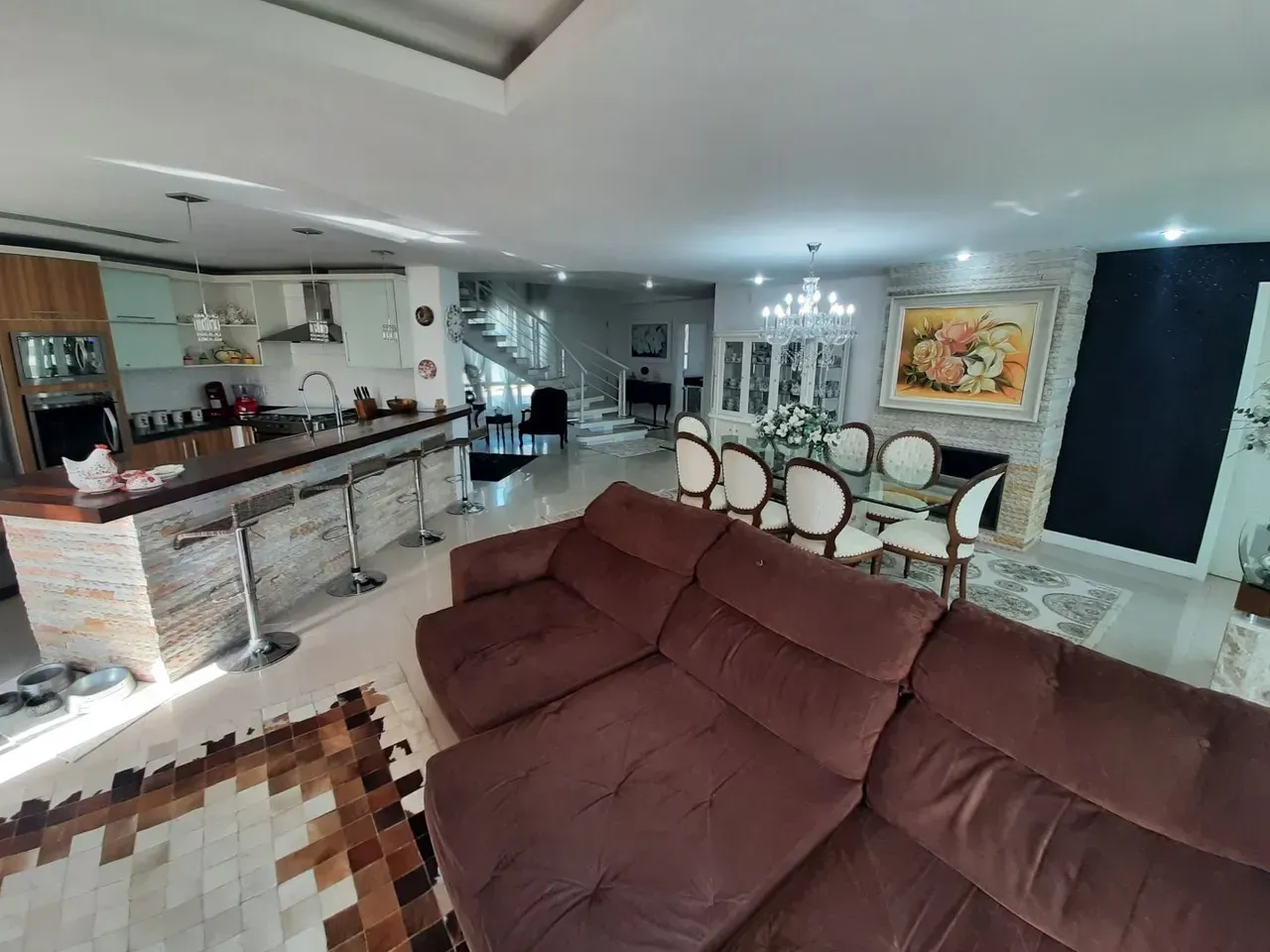 Furnished house with 3 bedrooms and open-plan kitchen
