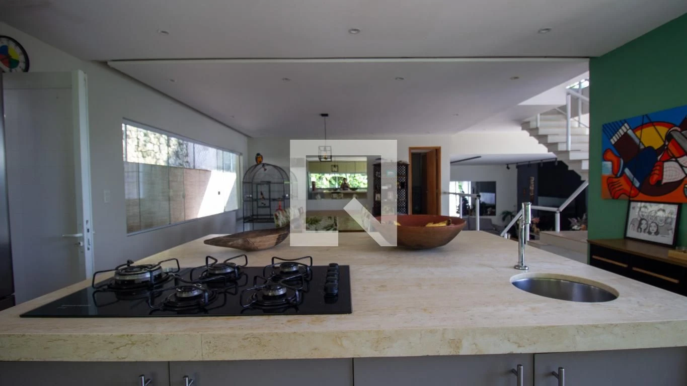 Furnished house with 5 bedrooms and 6 parking spaces — photo 94