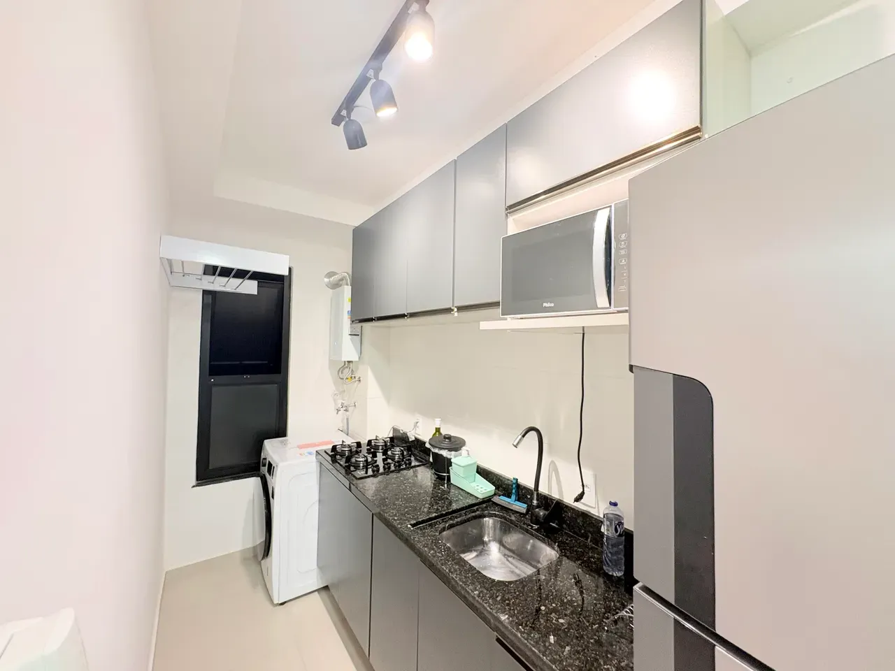 33 m² apartment with a washing machine and a dryer — photo 2