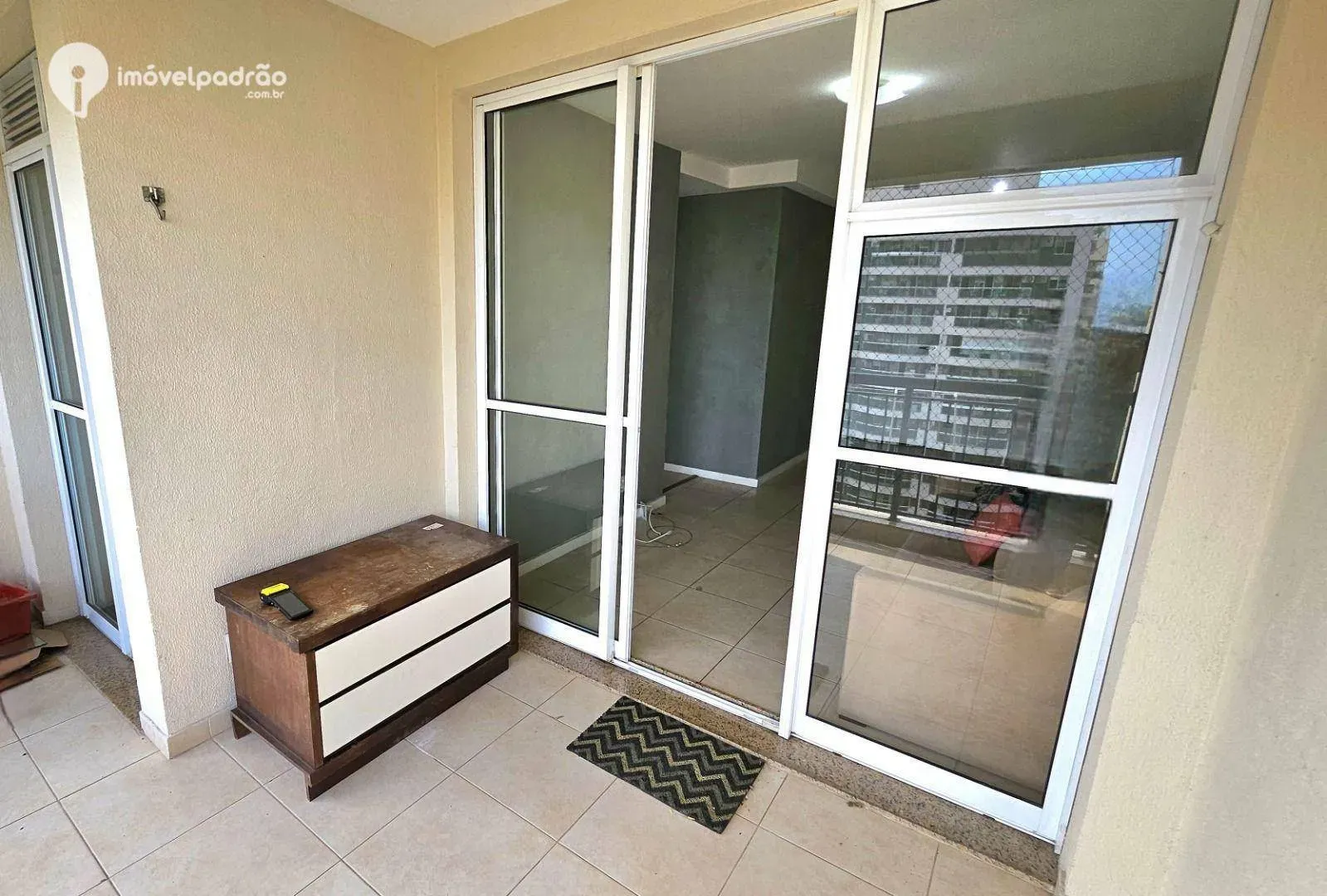 Furnished 2-bedroom apartment with enclosed balcony — photo 23