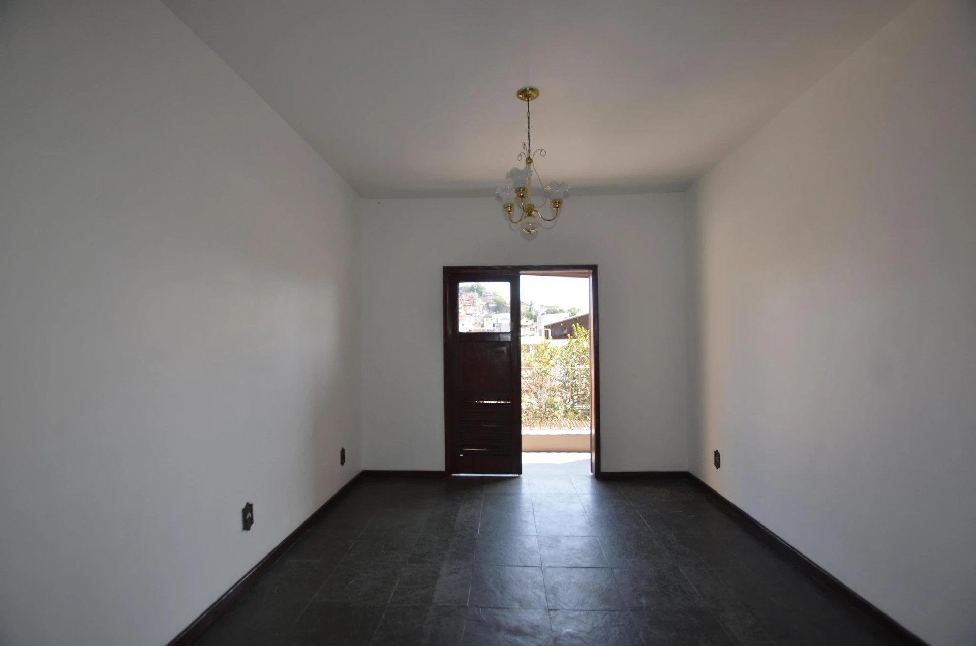 Apartamento com 2 quartos, 2 banheiros e varanda — photo 8