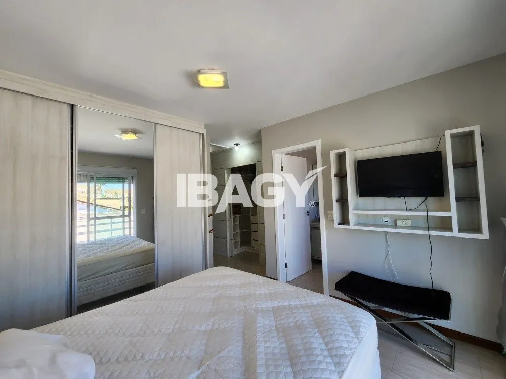 Furnished house, 157 m², with a walk-in closet — photo 20