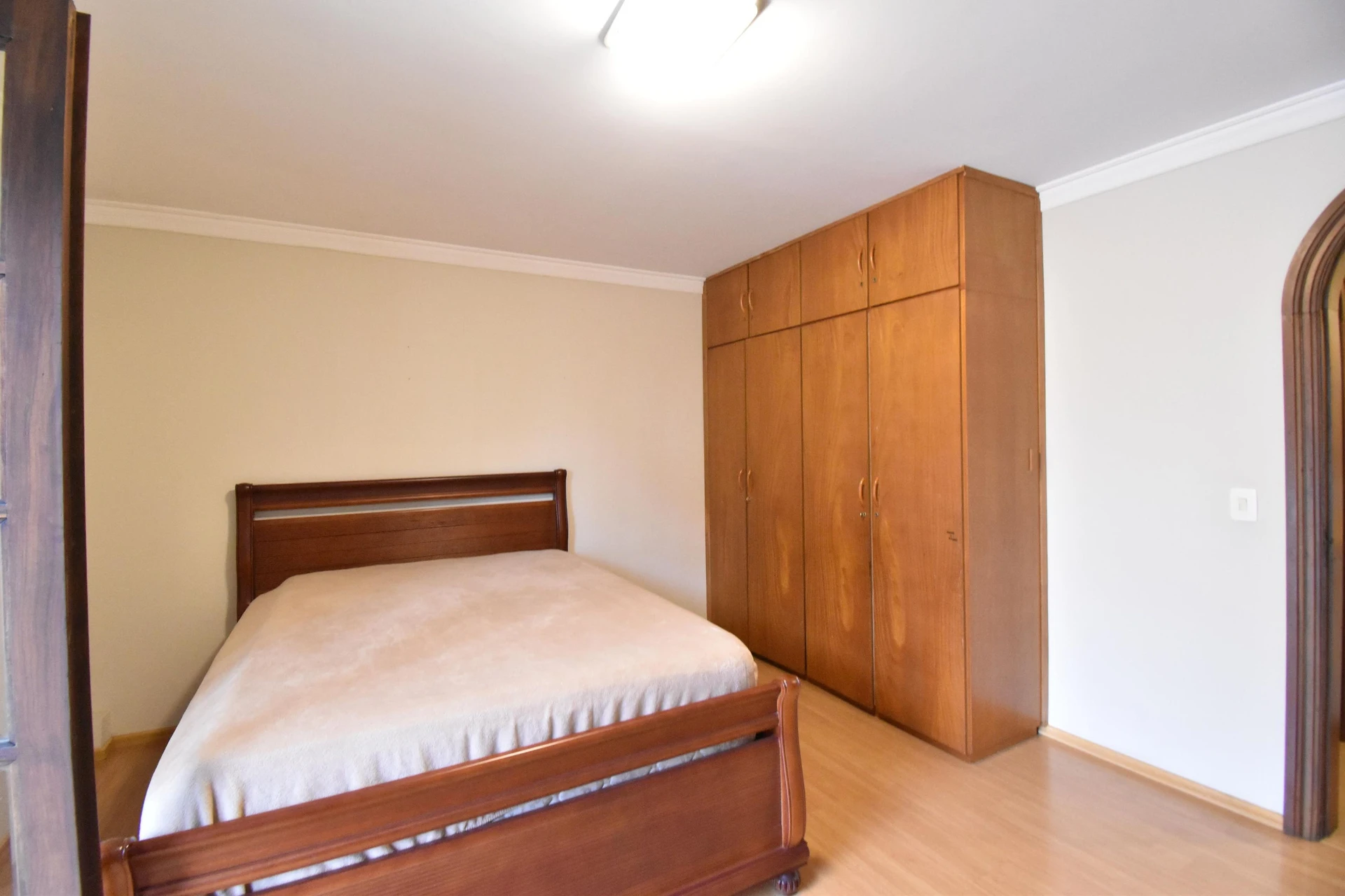 Casa mobiliada com 5 quartos e 3 suítes — photo 32