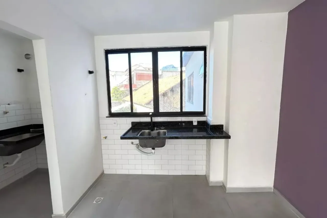 2-bedroom apartment with an open-plan kitchen — photo 4