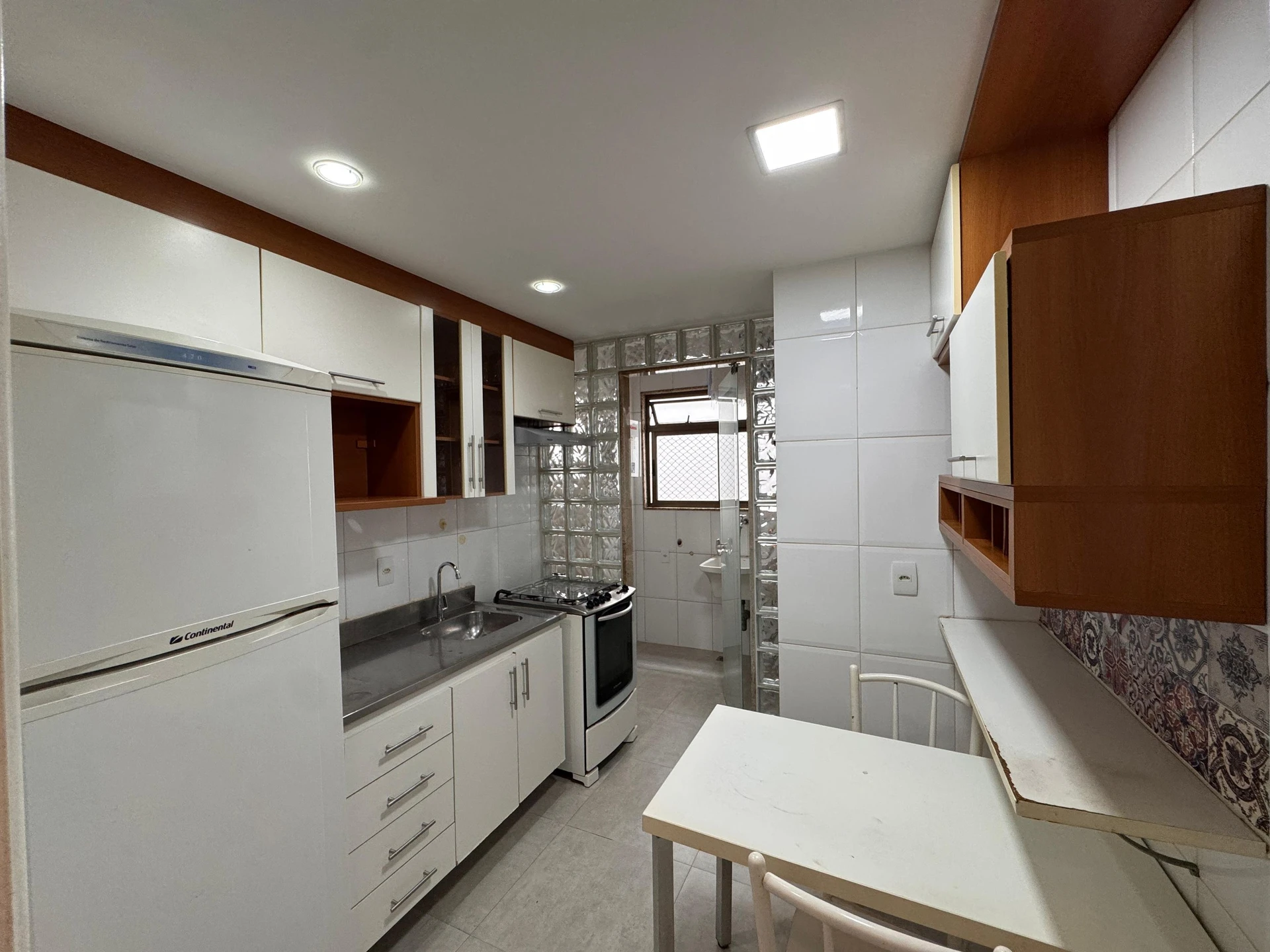 Apartamento mobiliado, 90 m², com varanda envidraçada — photo 13