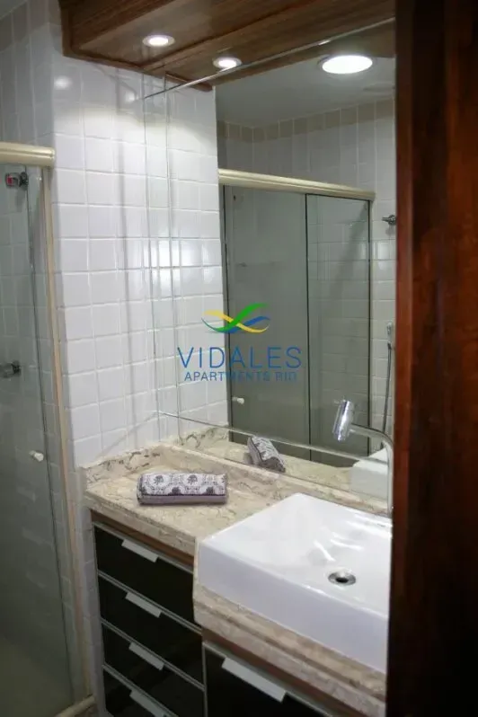 Apartment with 3 bedrooms and 4 bathrooms and 2 spots — photo 18