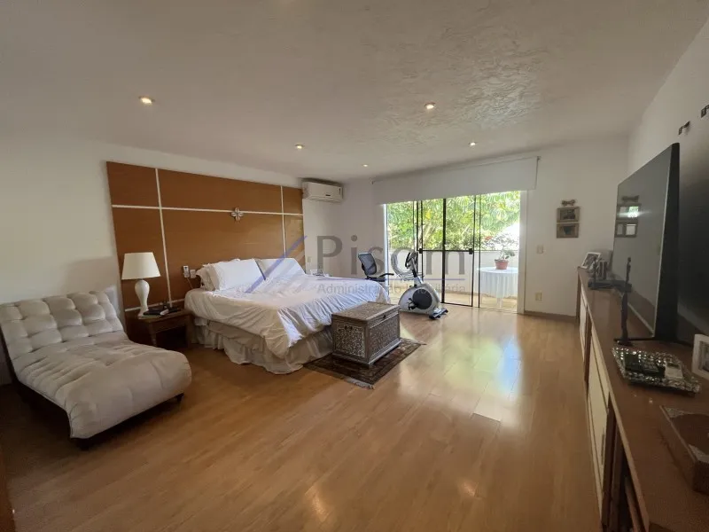Rental house with 4 en-suite bedrooms and 4 parking spots — photo 22