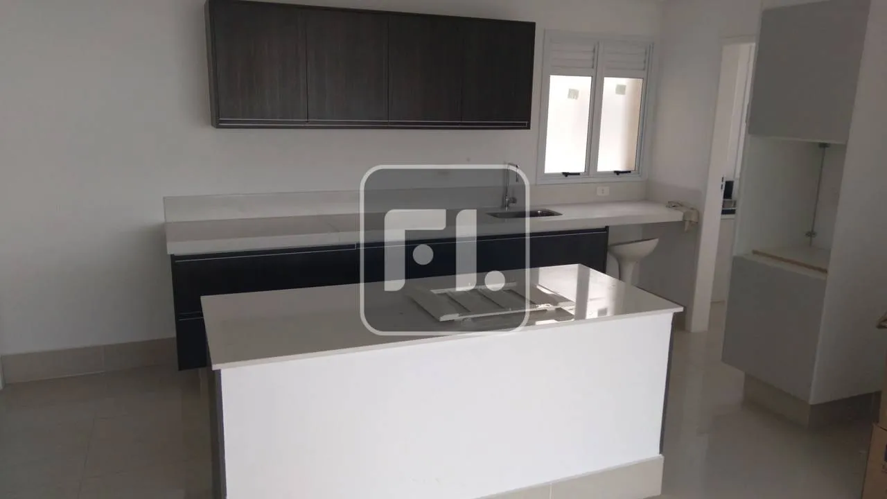Casa com 4 dormitórios e varanda envidraçada — photo 2