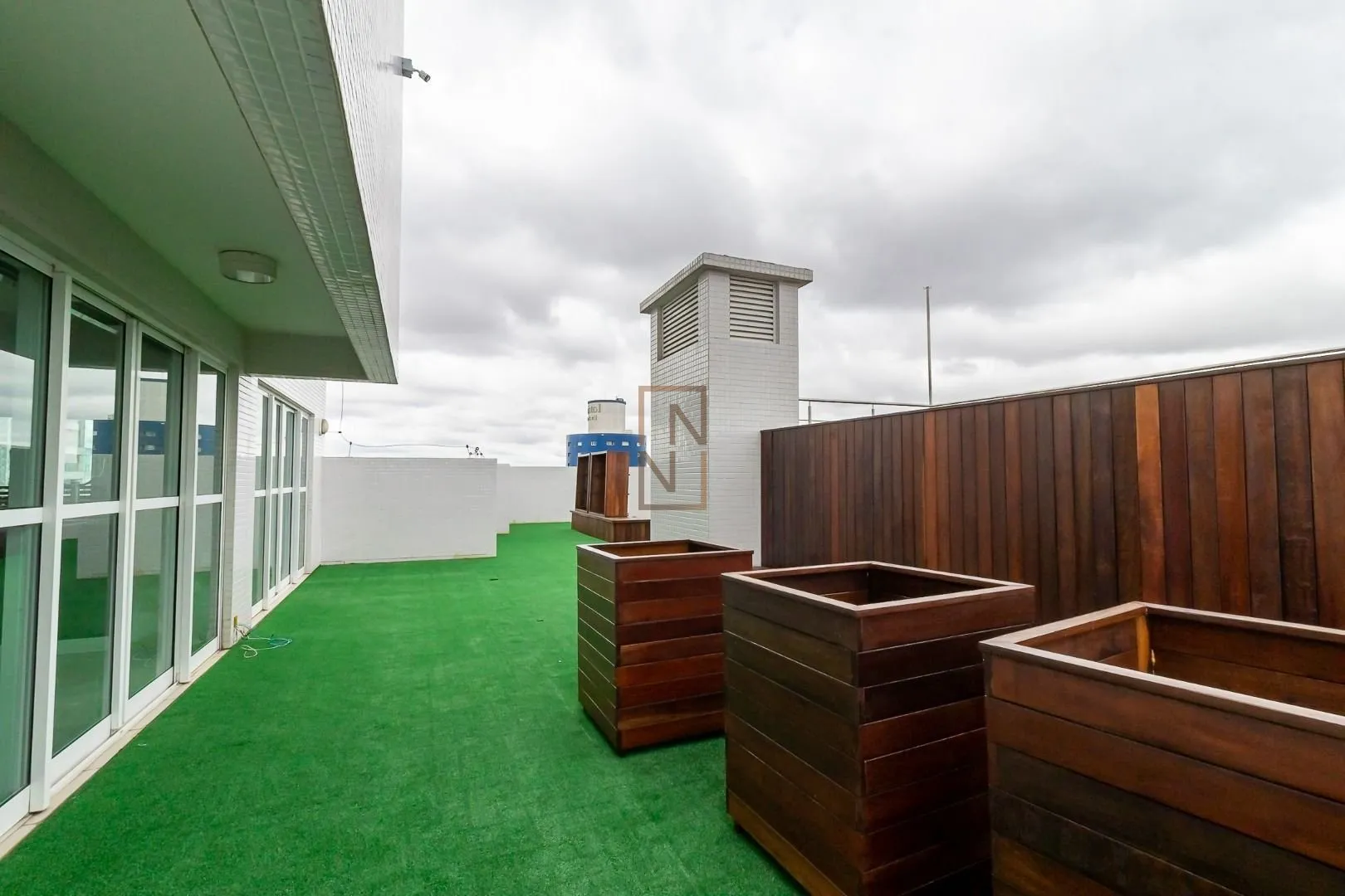 Apartment with 2 bedrooms and private garden area — photo 26