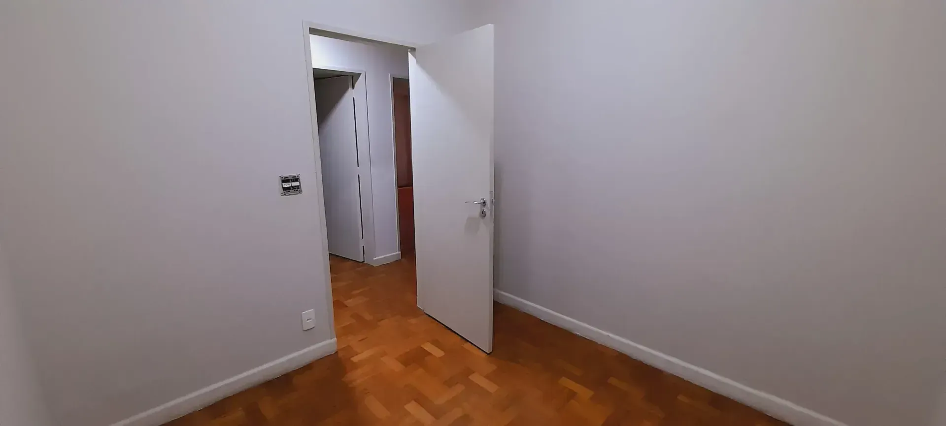 Unfurnished apartment with 4 bedrooms and 2 parking — photo 20