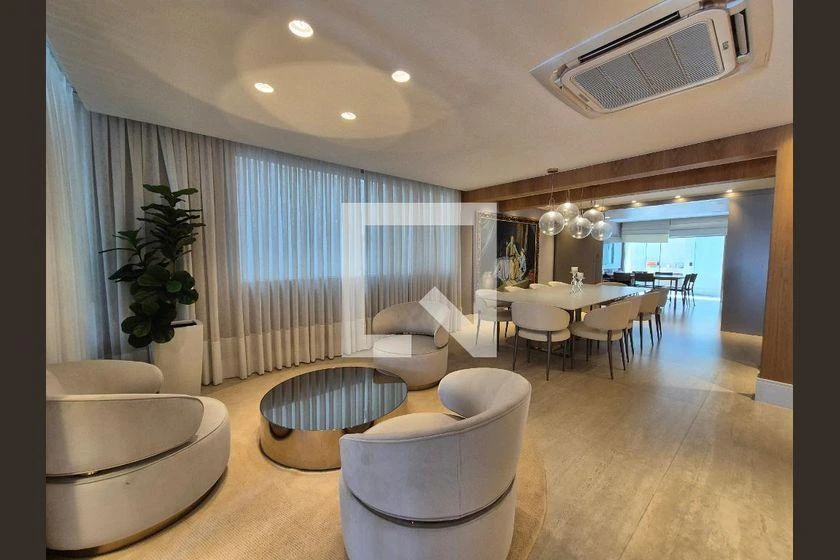 Home office in a 4-bedroom house, 373 m² — photo 11