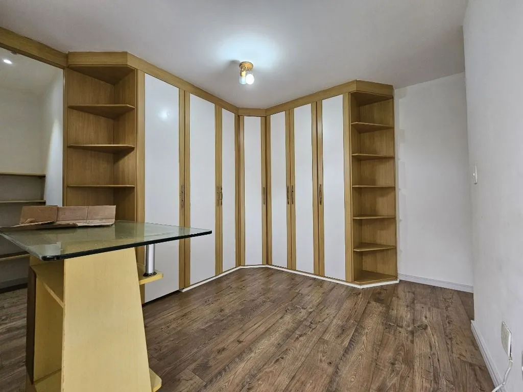 3-bedroom apartment with a home office in Rio de Janeiro — photo 8