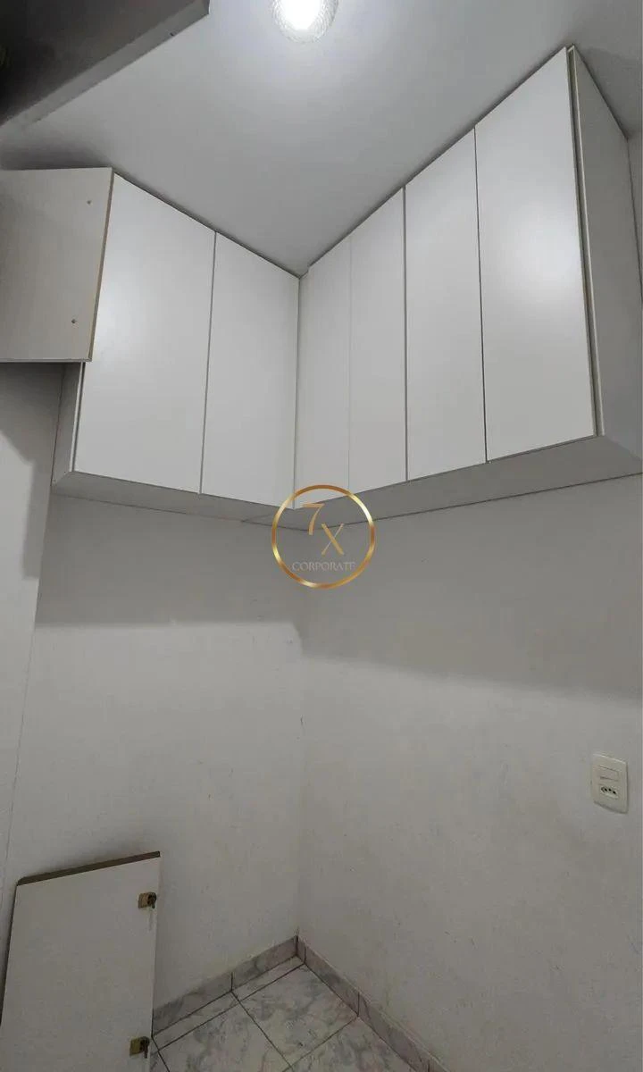 Unfurnished apartment with 4 bedrooms and closed kitchen — photo 14