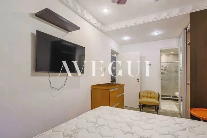 Renovated apartment with balcony, 120 m² and 2 bedrooms — photo 18